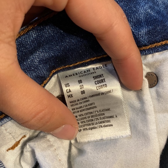 Sketchy distressed jeans - Picture 7 of 7